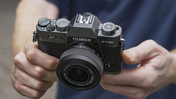 Обзор Fujifilm X-T30 III &mdash; отличный выбор для новичков в России
