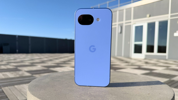 Обзор Google Pixel 10a &mdash; масштабные апгрейды ему не нужны, тест в России
