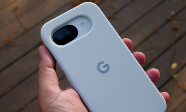 Обзор Google Pixel 10a: первые впечатления и стоимость в России