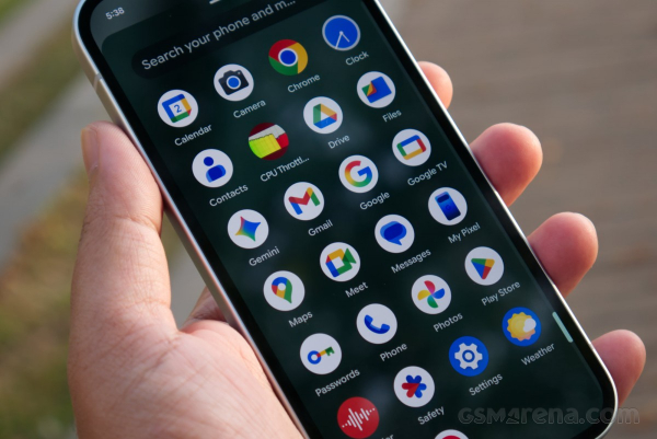 Обзор Google Pixel 10a: первые впечатления и стоимость в России