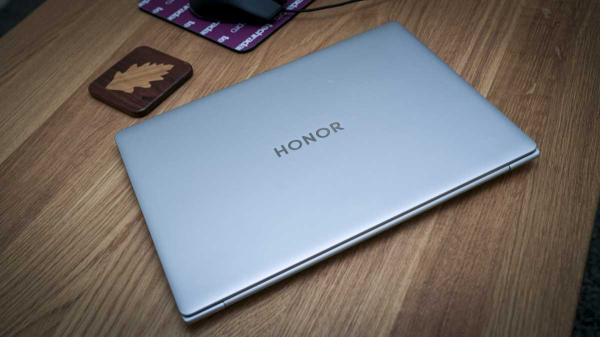 Обзор Honor MagicPad 4 и MagicBook Pro 14 (2026) &mdash; автономия на весь день и цены в России