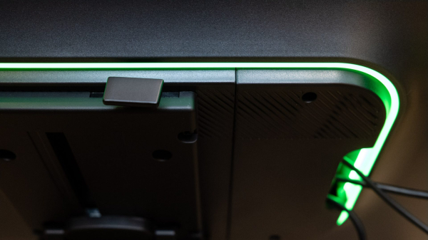 Обзор Huion Kamvas 22 (Gen 3) &mdash; большой дисплей с пером и как купить его в России