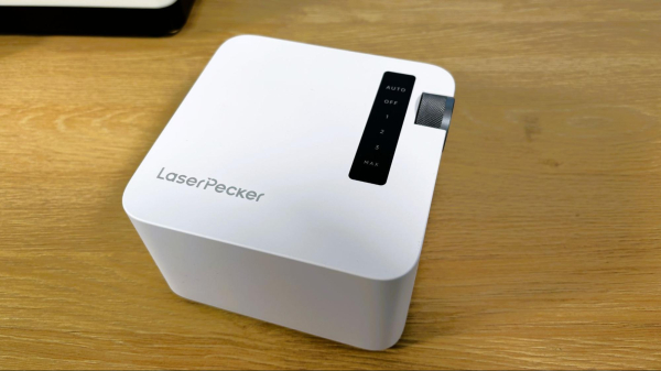 Обзор LaserPecker LX2: крупномасштабный двухлазерный резак Обзор LaserPecker LX2: крупномасштабный двухлазерный резак