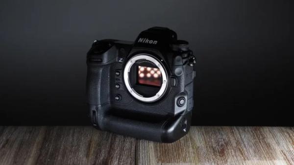 Обзор Nikon Z9 &mdash; лучшая гибридная фотокамера для профи
