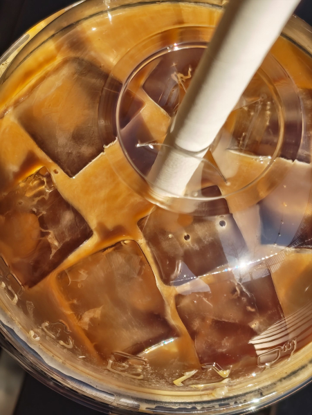 Обзор Nothing Phone (4a): его главная фишка &mdash; совсем не железо