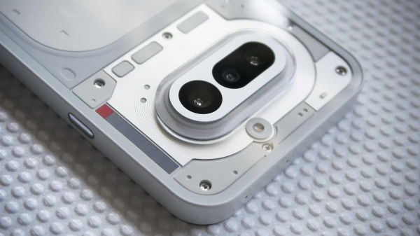 Обзор Nothing Phone (4a): прозрачное искушение и наличие в Москве