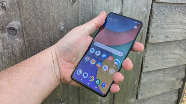 Обзор Poco F5 Pro