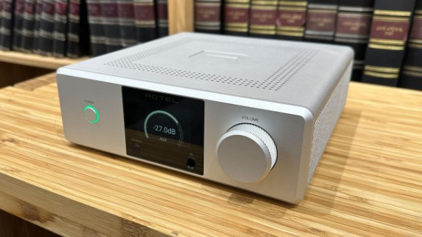 Обзор Rotel DX-5 &mdash; между молотом и наковальней