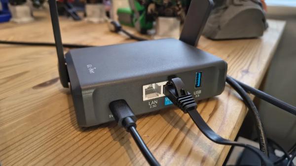 Обзор Wi-Fi 7-роутера GL.iNet Slate 7: скорость космическая, а логика &mdash; земная. В дороге по России &mdash; мечта с нюансами