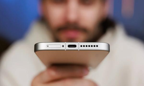 Обзор Xiaomi 17 Ultra: идеальное аппаратное обеспечение и цена в России