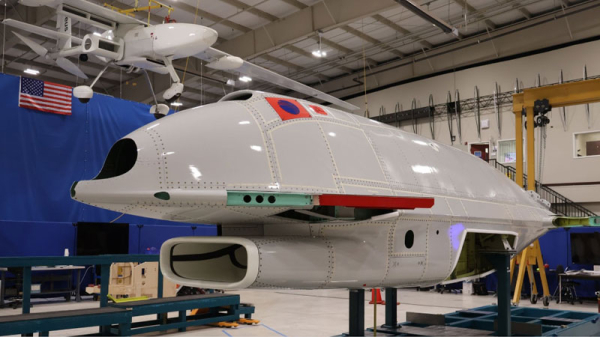 Самолёт без рулей X-65 от дочки Boeing стал на шаг ближе к полёту &mdash; он будет управляться струями воздуха 