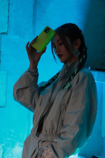 Realme Q3 Pro: 5G-смартфон с чипом Dimensity 1100, 120 Гц дисплеем и 30 Вт быстрой зарядкой за $245