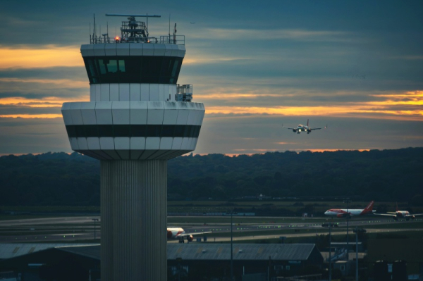 &laquo;Это не игра. Это карьера&raquo;: правительство США предложило профессиональным геймерам стать настоящими авиадиспетчерами 