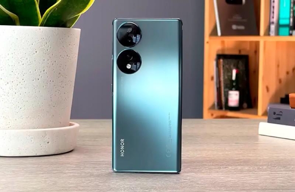 Обзор Honor 70: элегантного смартфона с проблемами предшественника Обзор Honor 70: элегантного смартфона с проблемами предшественника