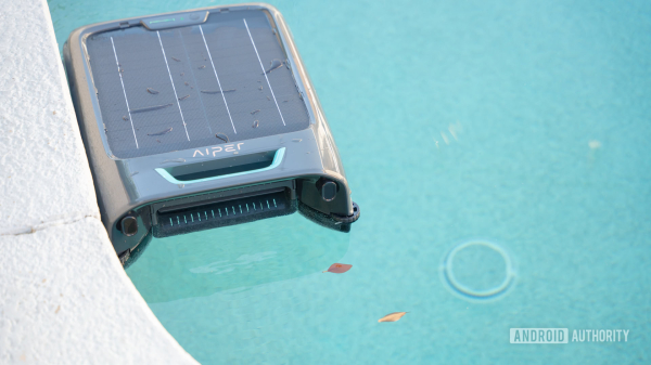 Обзор Aiper Surfer S2 &mdash; самый неприхотливый скиммер для бассейна