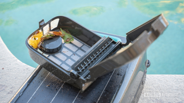 Обзор Aiper Surfer S2 &mdash; самый неприхотливый скиммер для бассейна