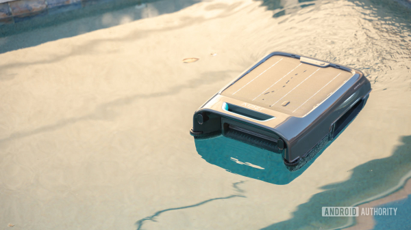 Обзор Aiper Surfer S2 &mdash; самый неприхотливый скиммер для бассейна