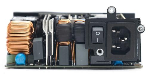 Обзор и тестирование блока питания ADATA XPG Pymcore SFX 850W