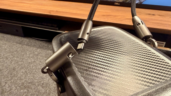 Обзор Jackery Explorer 240D в Москве &mdash; готова к приключениям в дороге