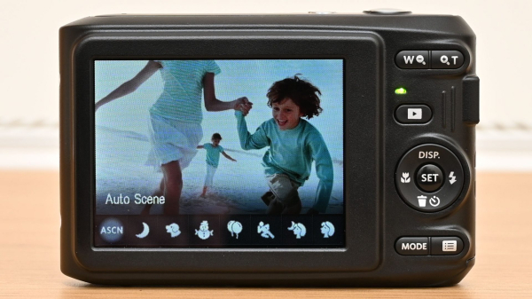 Обзор Kodak PixPro FZ45: камера по смешной цене