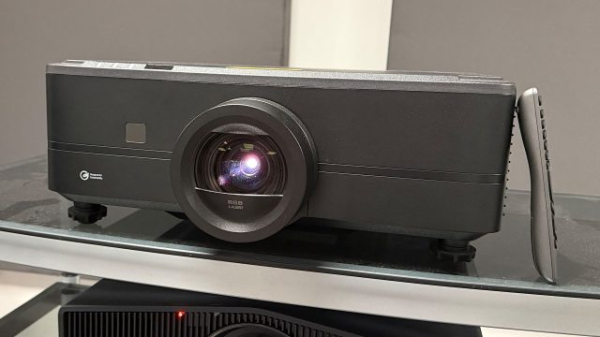 Обзор Optoma UHZ78LV &mdash; ставка на зрелищность и универсальность