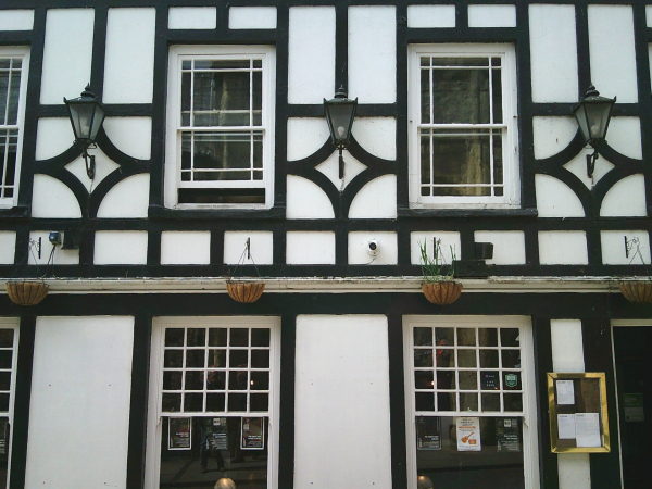 Обзор Yashica DigiPix 100: как колода игральных карт