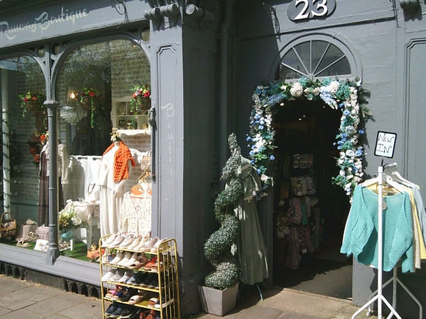 Обзор Yashica DigiPix 100: как колода игральных карт