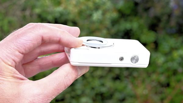 Обзор Yashica DigiPix 100: как колода игральных карт