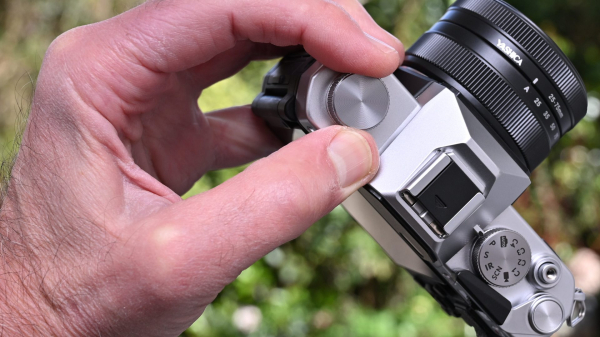 Обзор Yashica FX-D 100 &mdash; самая недорогая камера в линейке FX-D