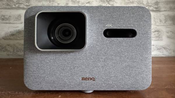 Обзор BenQ TK705i — сможет ли он обойти потрясающий Hisense M2 Pro? Обзор BenQ TK705i — сможет ли он обойти потрясающий Hisense M2 Pro?