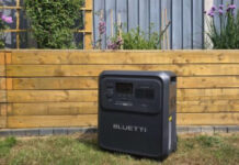 Обзор BLUETTI Elite 400 — пытается усидеть сразу на двух стульях