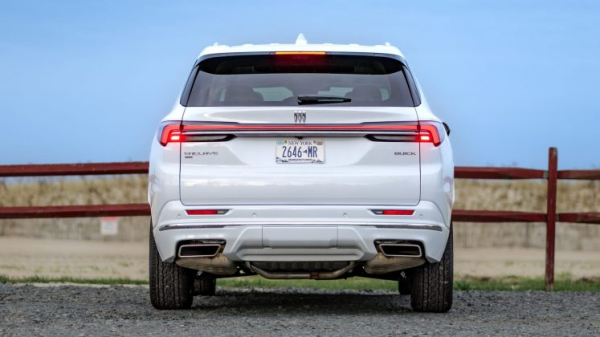 Обзор Buick Enclave Avenir AWD 2026 &mdash; доступный аналог Cadillac