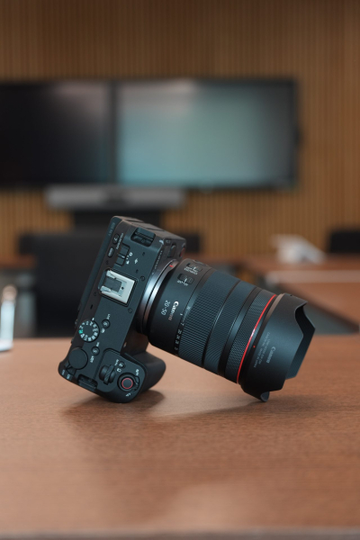 Обзор Canon EOS R6 V — Canon просто пошла по пути Apple Обзор Canon EOS R6 V — Canon просто пошла по пути Apple