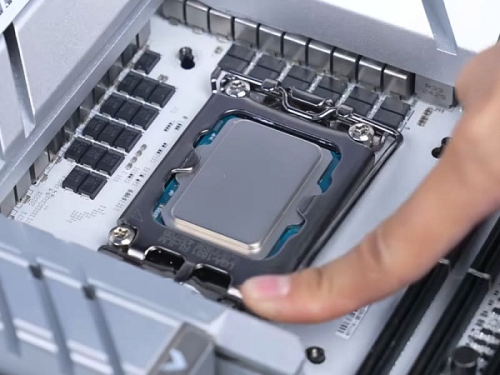 Обзор Core Ultra 9 290K Plus подтверждает, что он всего на 3% превосходит Ultra 7 270K Plus Обзор Core Ultra 9 290K Plus подтверждает, что он всего на 3% превосходит Ultra 7 270K Plus