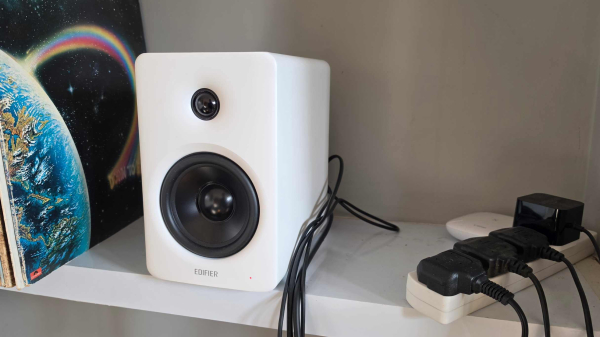 Обзор Edifier M90 в Москве &mdash; колонки в одночасье заменили компоненты моей Hi-Fi системы