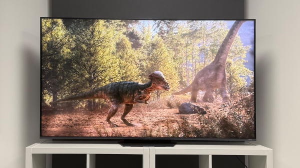 Обзор Hisense UR9 &mdash; он очень впечатляет, но стал ли он убийцей OLED?