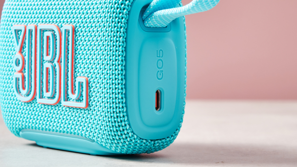 Обзор JBL Go 5 — лучшая недорогая Bluetooth-колонка Обзор JBL Go 5 — лучшая недорогая Bluetooth-колонка
