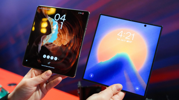 Обзор Motorola Razr Fold: убийца Galaxy Z Fold 7 с феноменальной автономностью и камерами Sony