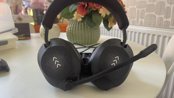 Обзор Nacon RIG R8 Spectre Pro HS &mdash; выгодное приобретение