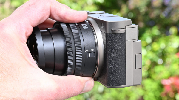 Обзор Panasonic Lumix S 18-40mm f/4.5-6.3 &mdash; миниатюрное чудо