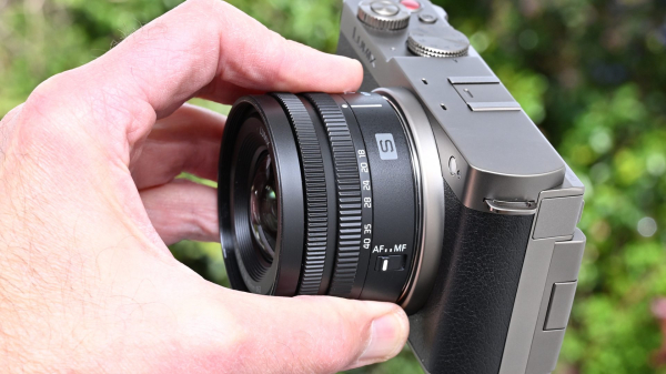 Обзор Panasonic Lumix S 18-40mm f/4.5-6.3 &mdash; миниатюрное чудо