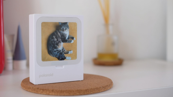 Обзор Polaroid Hi-Print 3×3 — китчевый квадратный принтер Обзор Polaroid Hi-Print 3×3 — китчевый квадратный принтер
