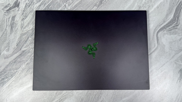Обзор Razer Blade 16 (2026) — действительно мощный игровой ноутбук Обзор Razer Blade 16 (2026) — действительно мощный игровой ноутбук