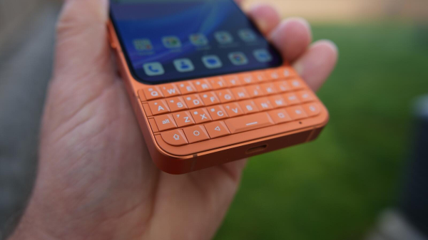 Обзор Unihertz Titan 2 Elite &mdash; Android-смартфон в стиле BlackBerry