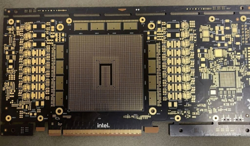 Первый взгляд на печатную плату видеокарты Intel Crescent Island