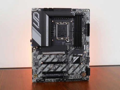 Технология GIGABYTE D5 Single Boost способна разогнать один модуль DDR5 до 8400 MT/s