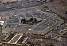 США вложат миллиарды в новый «самолет судного дня»