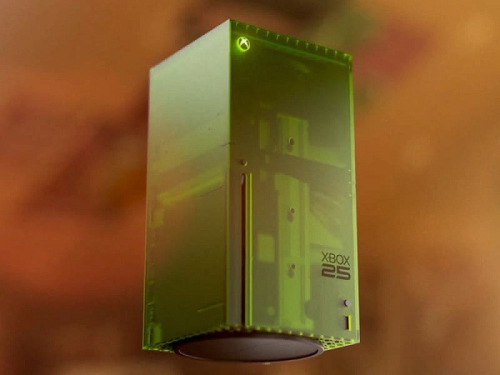 Назад в 2001: Microsoft анонсировала полупрозрачную версию консоли Xbox Series X25 Назад в 2001: Microsoft анонсировала полупрозрачную версию консоли Xbox Series X25