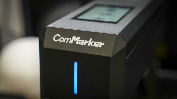 Обзор ComMarker B6: цветная гравировка на новом уровне