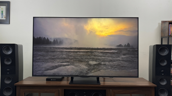 Обзор Hisense U75QG: невероятная яркость в среднем классе